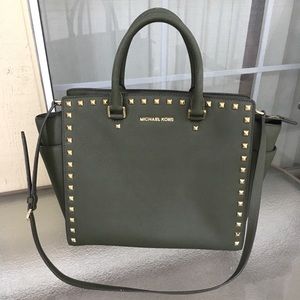 ❤️MICHAEL KORS❤️ Selma Bag MK